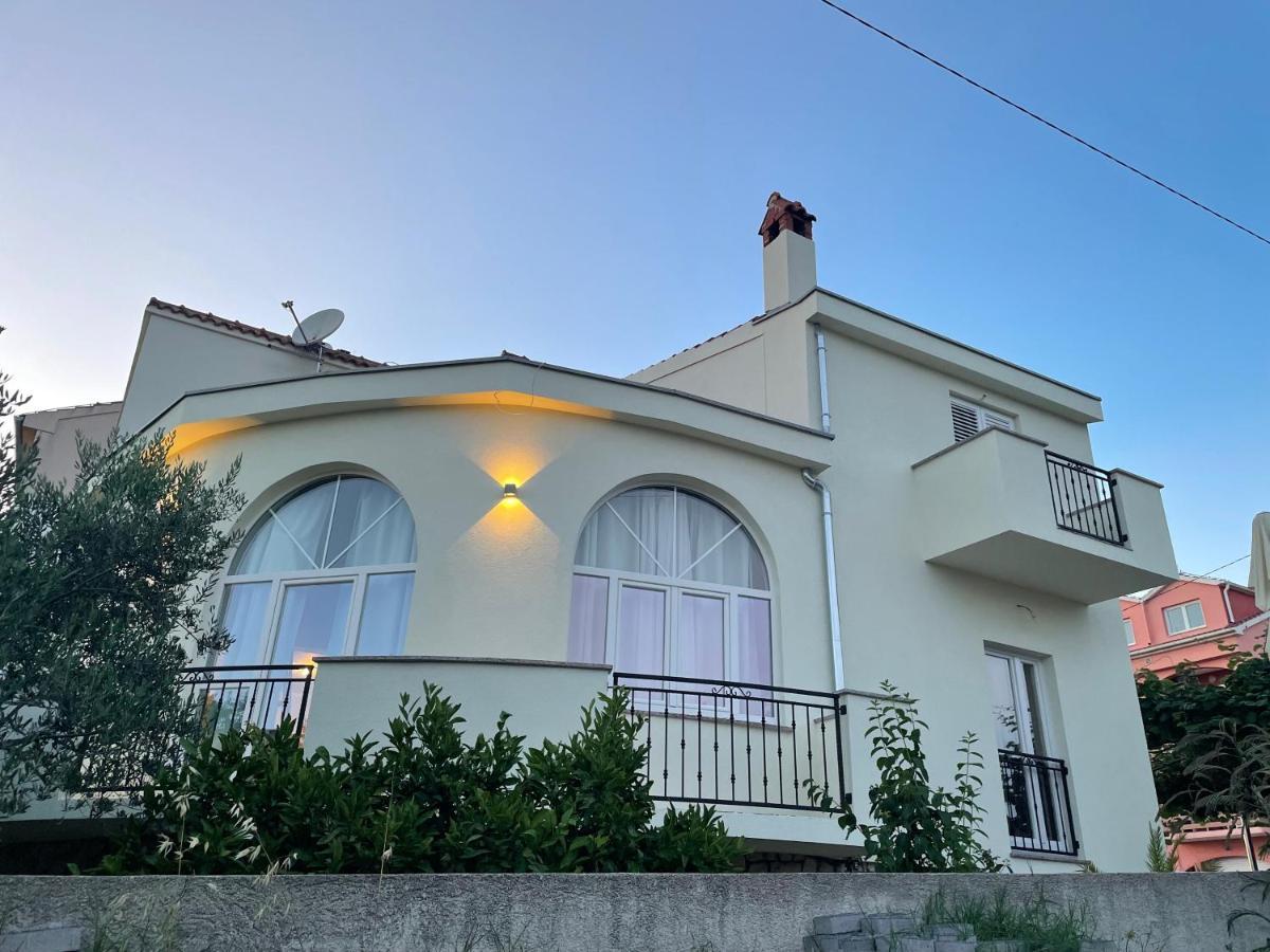 شقة Anic House زادار المظهر الخارجي الصورة